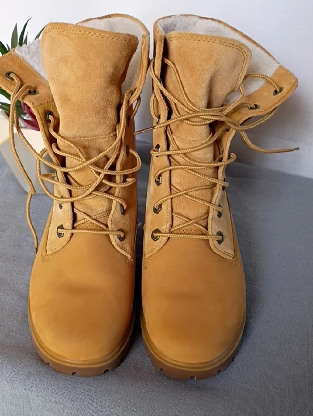 Timberland Women's Leather & Wheat Suede Lace-Up Shearling Boots Size 8 Waterpro - Picture 4 of 9